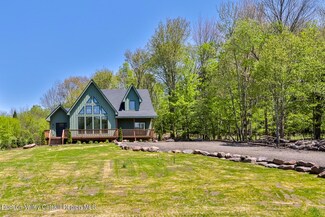 20 Brookhollow Ln, Windham, NY 12496