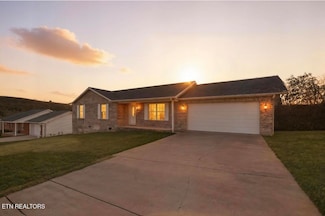 259 Altina Cir, New Tazewell, TN 37825