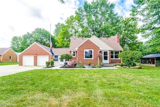 1542 Tallmadge Rd, Kent, OH 44240