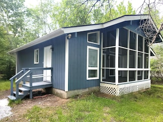 6522 Runnymead Ln, Tobyhanna, PA 18466