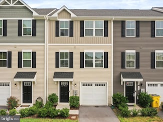 272 Rhea Dr, Martinsburg, WV 25403
