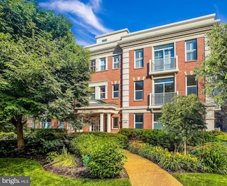 1555 N Colonial Terrace Unit 600, Arlington, VA 22209