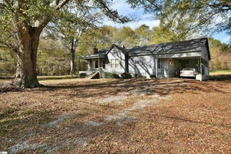 75 W Tyger Bridge Rd, Taylors, SC 29687
