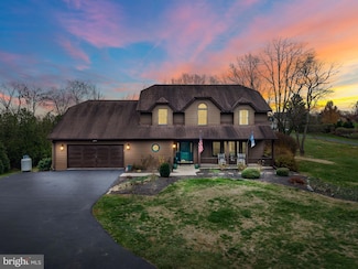 21 Skyline Dr, Mechanicsburg, PA 17050