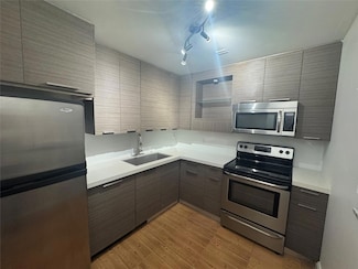 8901 N New River Canal Rd Unit 18W, Plantation, FL 33324