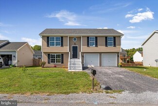 61 Job Rd, Inwood, WV 25428