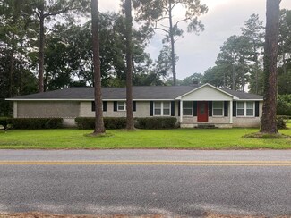 1453 5th St NW, Cairo, GA 39828