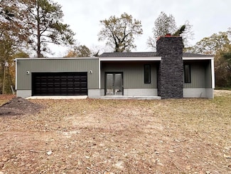 2033 Cains Mill Rd, Sumter, SC 29154