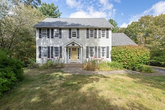 11 Old Farm Rd, Douglas, MA 01516