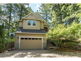 42 Aquinas St, Lake Oswego, OR 97035