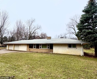 7560 Groveland Rd, New Brighton, MN 55112