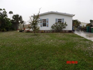 6132 Falcon Dr, Englewood, FL 34224