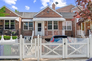 1304 Waring Ave, Bronx, NY 10469