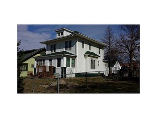 308 South St, Urbana, IA 52345