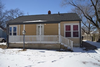 2243 S Victoria St, Wichita, KS 67211
