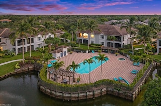5004 Maxwell Cir Unit 202, Naples, FL 34105
