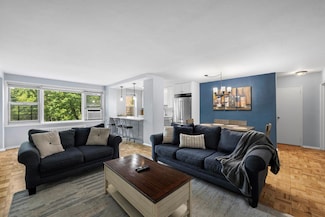 4525 Henry Hudson Pkwy Unit 204, Bronx, NY 10471