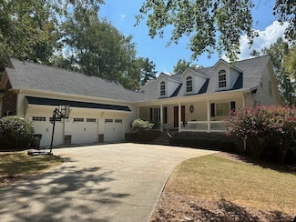 1711 Snug Harbor Dr, Greensboro, GA 30642