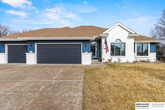 1725 N 170th St, Omaha, NE 68118