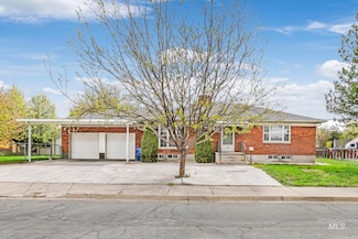 390 Maurice St N, Twin Falls, ID 83301