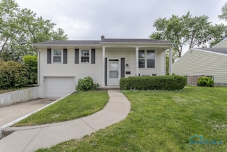 1201 Birch Ave, Maumee, OH 43537