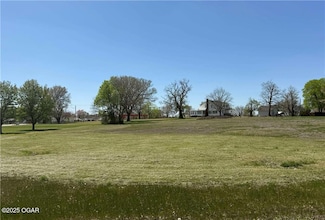 00000 Barton Ave, Parsons, KS 67357