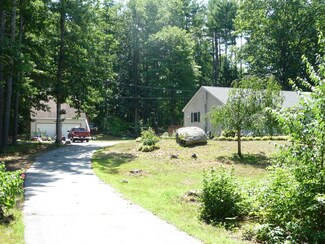 27 Brentwood Rd, Fremont, NH 03044