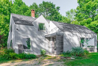 651 Castine Rd, Castine, ME 04421