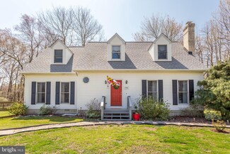 1561 Snug Harbor Rd, Shady Side, MD 20764