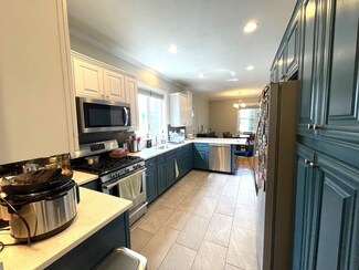 368 Boylston St Unit A, Newton Center, MA 02459