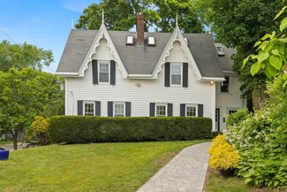 71 Redington St, Swampscott, MA 01907