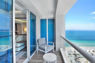 551 N Fort Lauderdale Beach Blvd Unit R1806, Fort Lauderdale, FL 33304