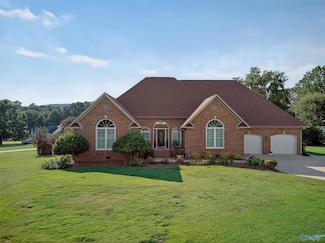 129 Wilson Cir, Gadsden, AL 35901