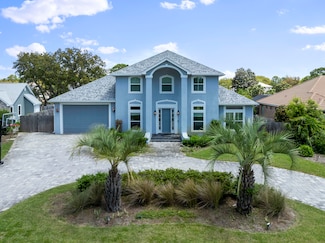 138 Country Club Dr W, Destin, FL 32541