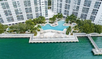 910 West Ave Unit 424, Miami Beach, FL 33139