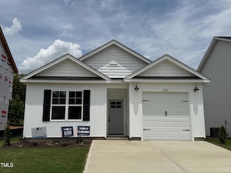 250 Bluejay St, Clayton, NC 27527