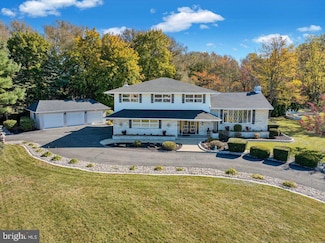 333 W Arch St, Frackville, PA 17931