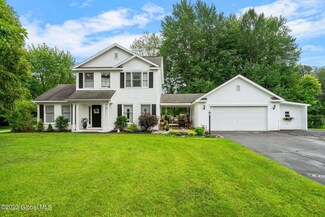 1 Cabot Way, Clifton Park, NY 12065