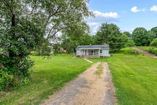 451 Payne Town Rd, Max Meadows, VA 24360