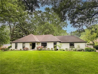 2407 W 105th St, Leawood, KS 66206