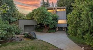 14229 SE 213th St, Kent, WA 98042