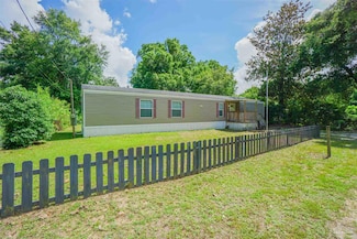 4684 Fowler Rd, Pace, FL 32571