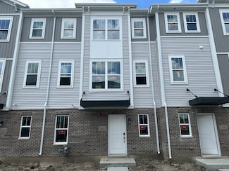1487 Blaine St, Des Plaines, IL 60018