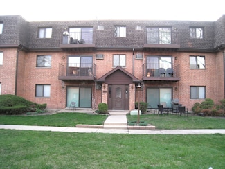 920 S Mckinley Ave Unit 3B, Arlington Heights, IL 60005