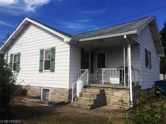 327 Toat Ave, Windsor Heights, WV 26075