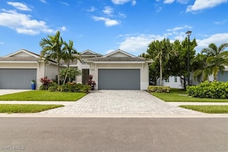 8943 Saint Lucia Dr, Naples, FL 34114