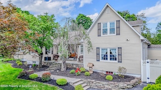 21 Hilldonia Ave, Dallas, PA 18612