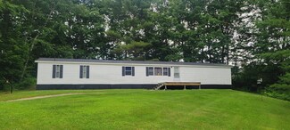 694 Rockland St, Rockport, ME 04856