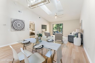 2438 White Horse Rd W, Jacksonville, FL 32246