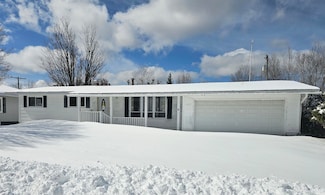 137 Hemlock St, Republic, MI 49879